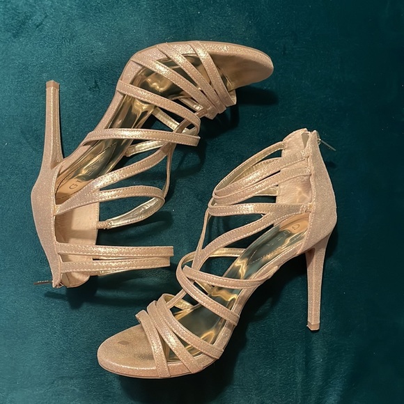 Guess Strappy Heels - Picture 4 of 8